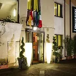 Berghotel 3* بيرغامو